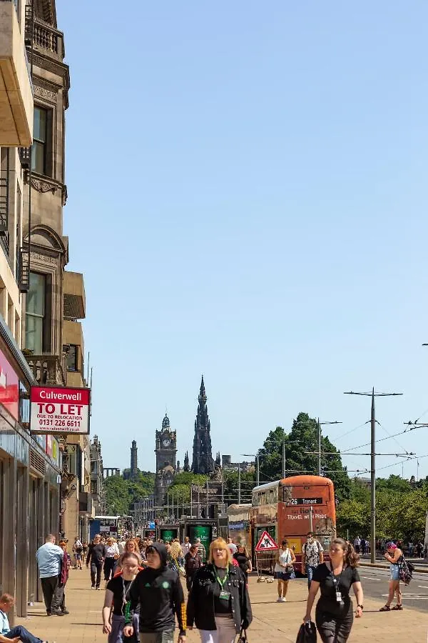 The Edinburgh Rooftop Terrace Apartment